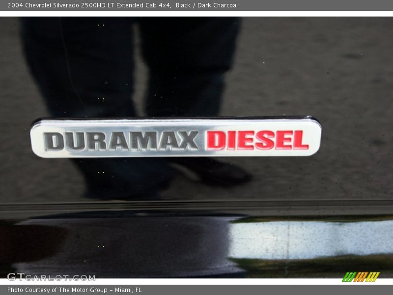 Black / Dark Charcoal 2004 Chevrolet Silverado 2500HD LT Extended Cab 4x4