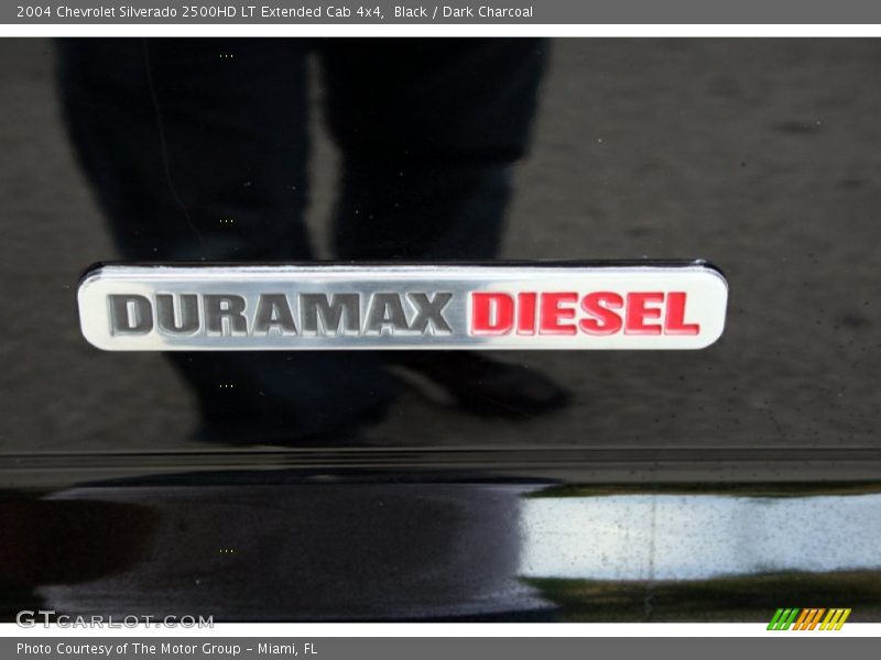 Black / Dark Charcoal 2004 Chevrolet Silverado 2500HD LT Extended Cab 4x4