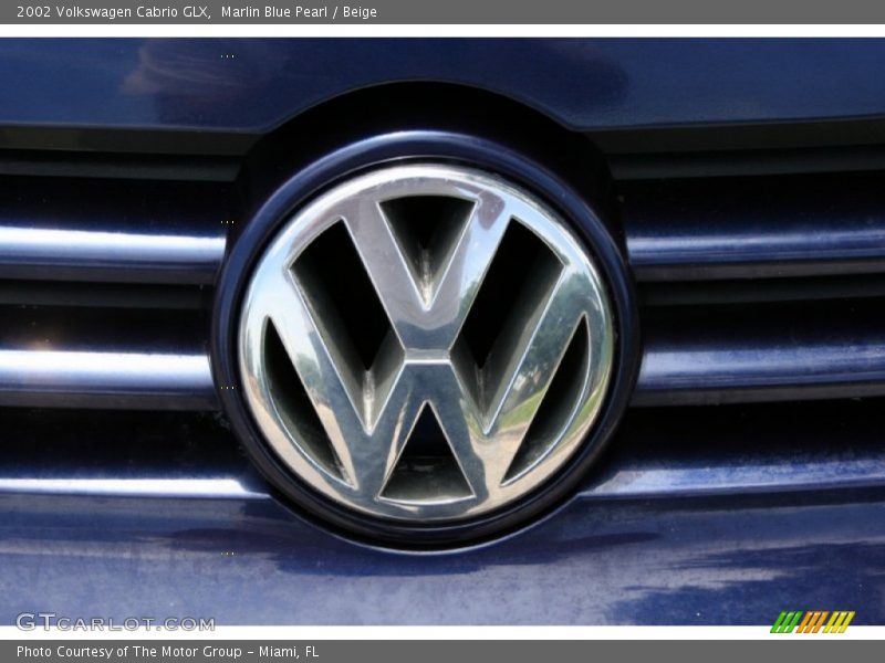 Marlin Blue Pearl / Beige 2002 Volkswagen Cabrio GLX