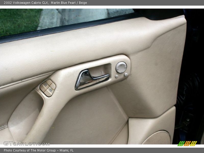 Marlin Blue Pearl / Beige 2002 Volkswagen Cabrio GLX