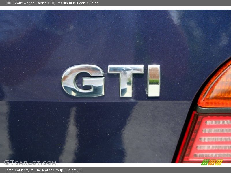 Marlin Blue Pearl / Beige 2002 Volkswagen Cabrio GLX