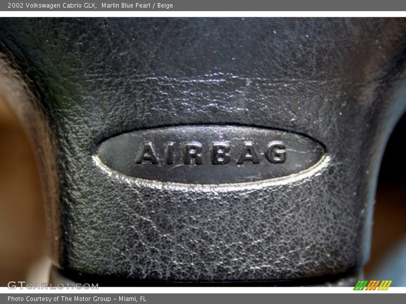 Marlin Blue Pearl / Beige 2002 Volkswagen Cabrio GLX