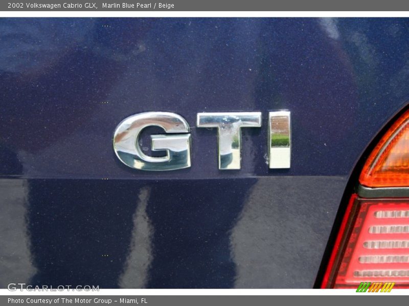 Marlin Blue Pearl / Beige 2002 Volkswagen Cabrio GLX