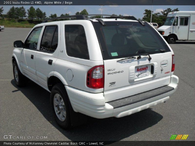 Alpine White / Beige 2001 Isuzu Rodeo LS 4WD