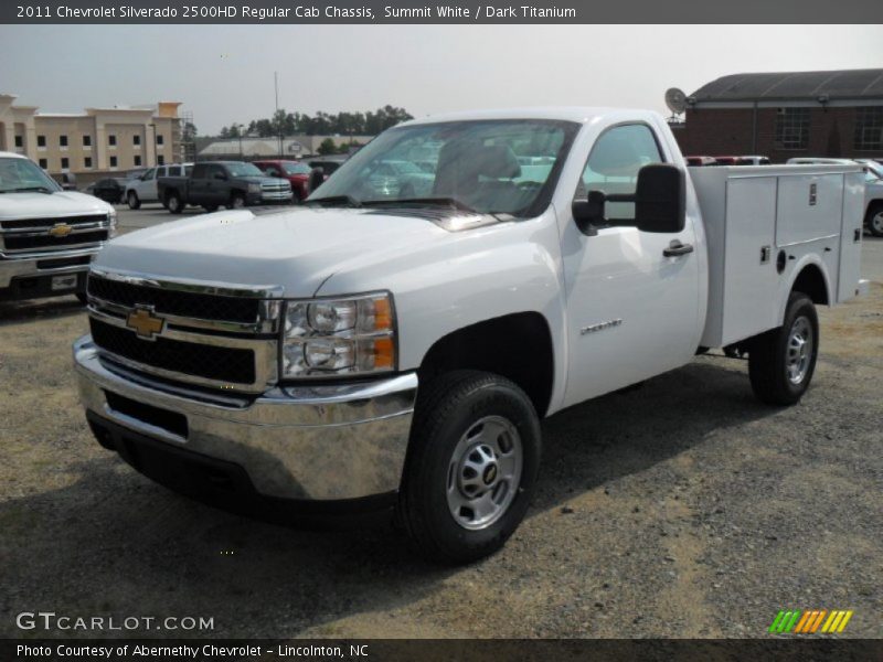 Summit White / Dark Titanium 2011 Chevrolet Silverado 2500HD Regular Cab Chassis