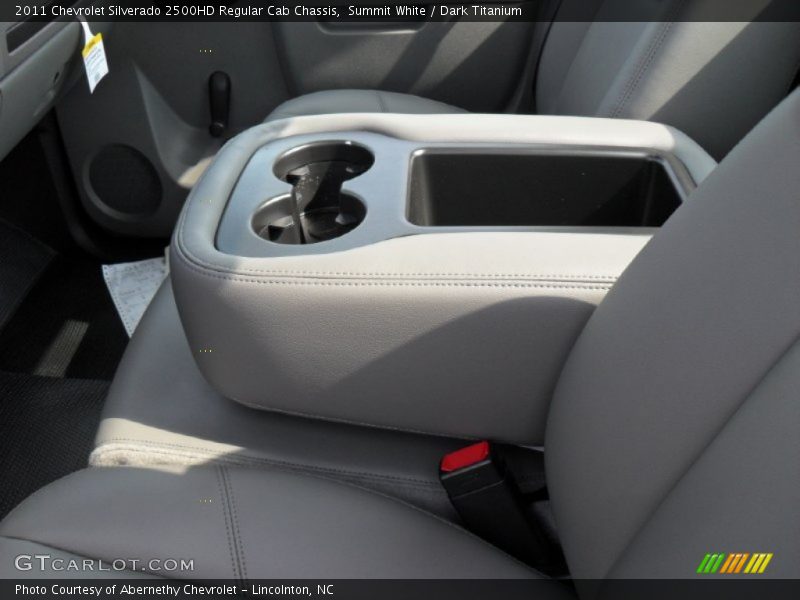 Summit White / Dark Titanium 2011 Chevrolet Silverado 2500HD Regular Cab Chassis