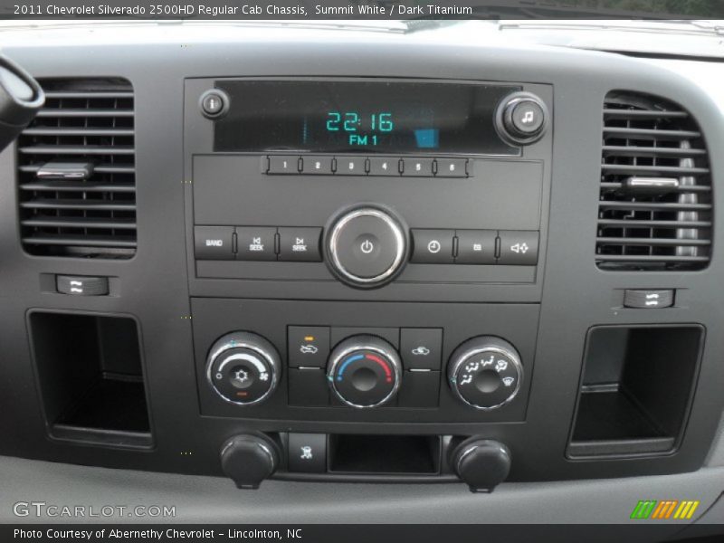 Summit White / Dark Titanium 2011 Chevrolet Silverado 2500HD Regular Cab Chassis