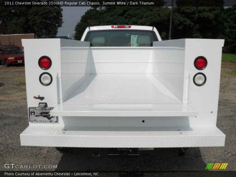 Summit White / Dark Titanium 2011 Chevrolet Silverado 2500HD Regular Cab Chassis