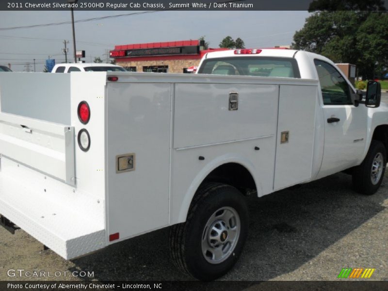 Summit White / Dark Titanium 2011 Chevrolet Silverado 2500HD Regular Cab Chassis