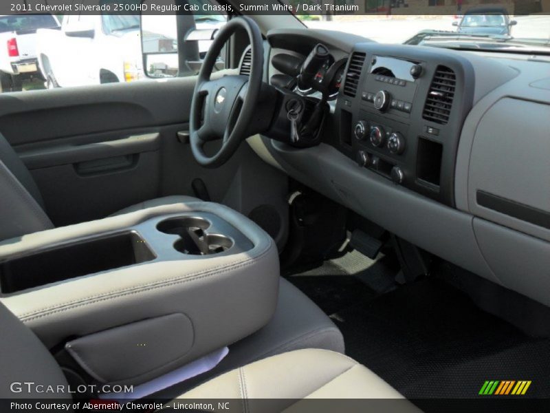 Summit White / Dark Titanium 2011 Chevrolet Silverado 2500HD Regular Cab Chassis