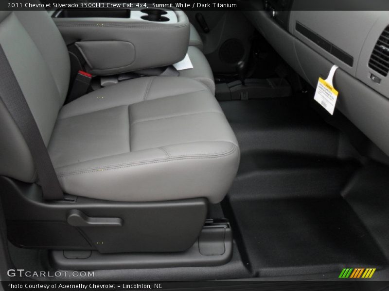 Summit White / Dark Titanium 2011 Chevrolet Silverado 3500HD Crew Cab 4x4