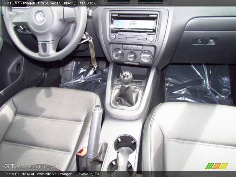 Black / Titan Black 2011 Volkswagen Jetta SE Sedan