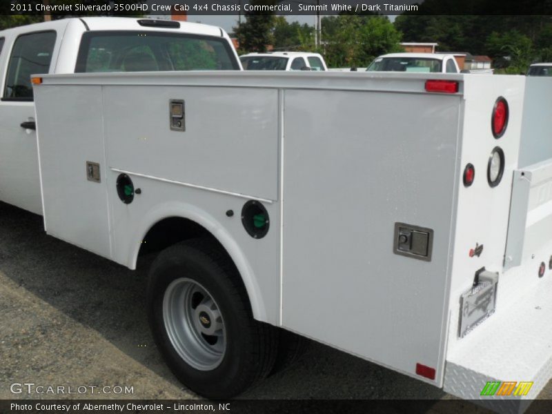 Summit White / Dark Titanium 2011 Chevrolet Silverado 3500HD Crew Cab 4x4 Chassis Commercial