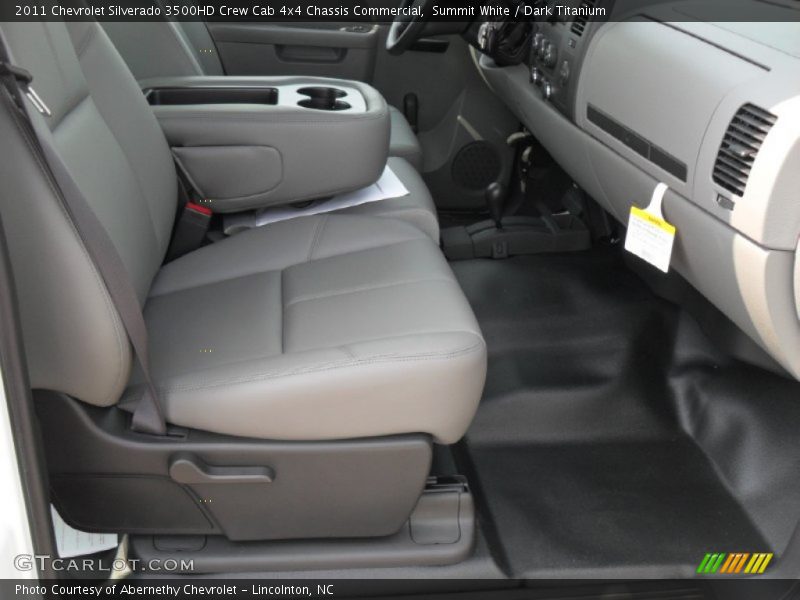 Summit White / Dark Titanium 2011 Chevrolet Silverado 3500HD Crew Cab 4x4 Chassis Commercial