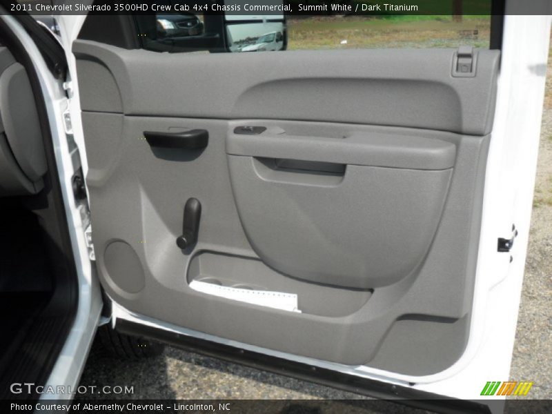 Summit White / Dark Titanium 2011 Chevrolet Silverado 3500HD Crew Cab 4x4 Chassis Commercial