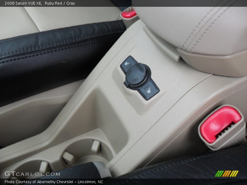 Ruby Red / Gray 2008 Saturn VUE XE