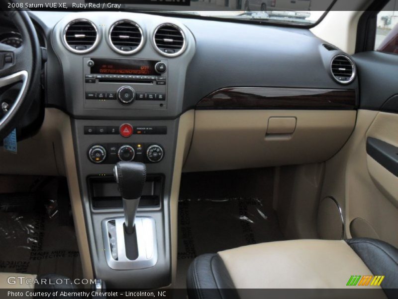 Ruby Red / Gray 2008 Saturn VUE XE