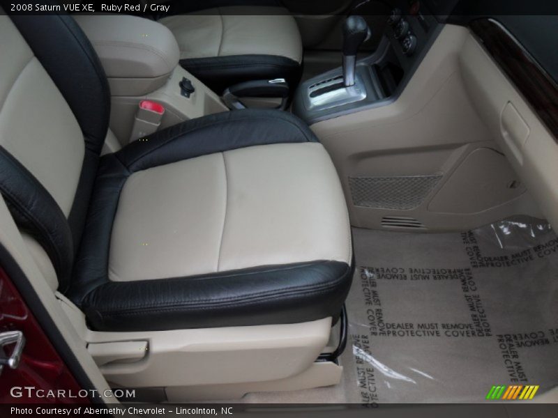 Ruby Red / Gray 2008 Saturn VUE XE