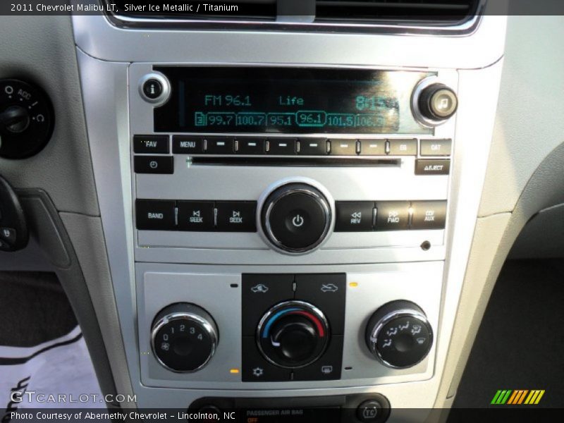 Controls of 2011 Malibu LT