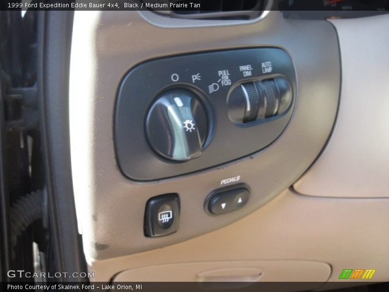 Black / Medium Prairie Tan 1999 Ford Expedition Eddie Bauer 4x4