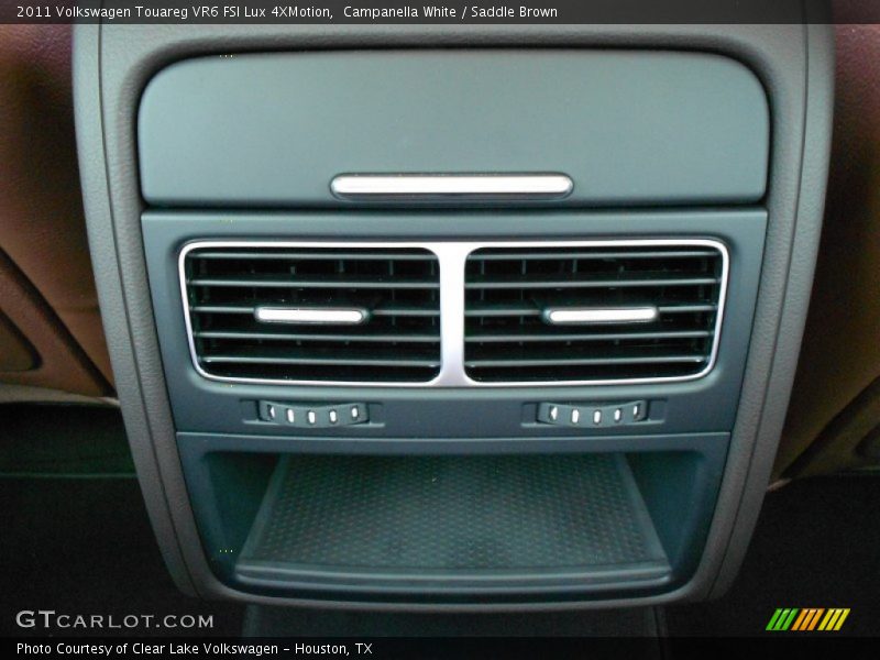 Campanella White / Saddle Brown 2011 Volkswagen Touareg VR6 FSI Lux 4XMotion