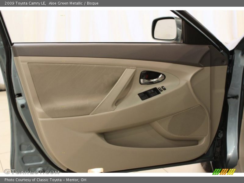 Aloe Green Metallic / Bisque 2009 Toyota Camry LE