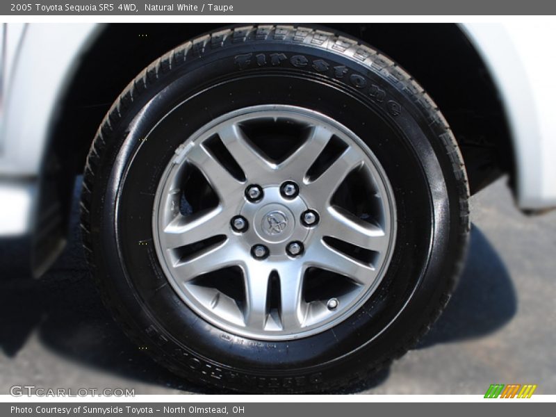 Natural White / Taupe 2005 Toyota Sequoia SR5 4WD