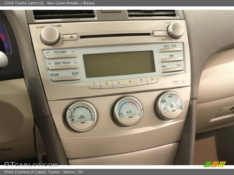 Aloe Green Metallic / Bisque 2009 Toyota Camry LE