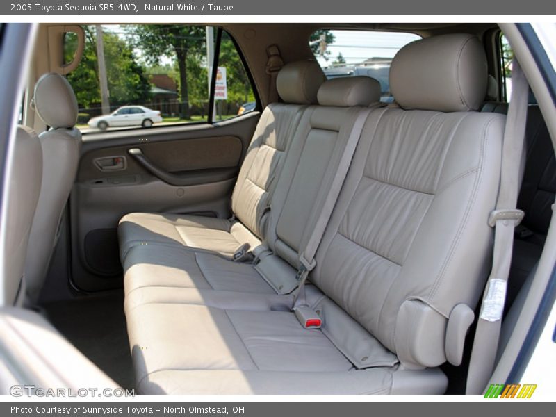 Natural White / Taupe 2005 Toyota Sequoia SR5 4WD