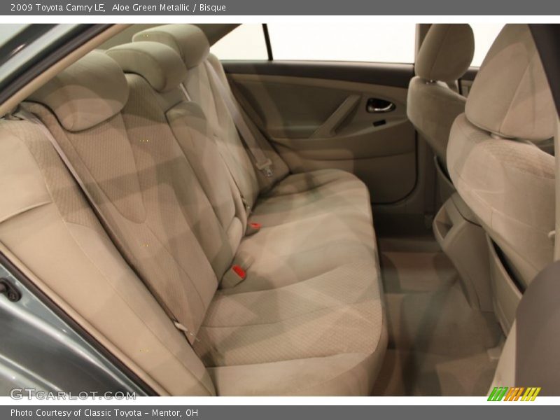 Aloe Green Metallic / Bisque 2009 Toyota Camry LE