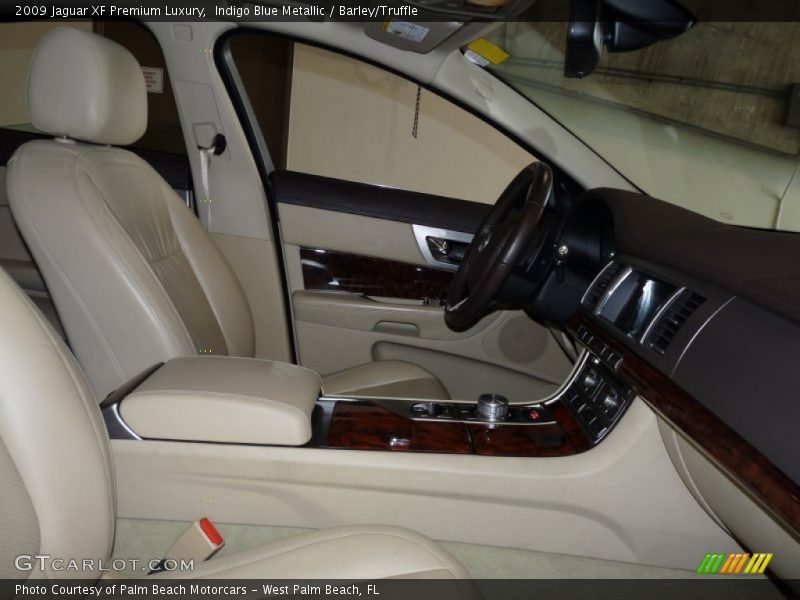 Indigo Blue Metallic / Barley/Truffle 2009 Jaguar XF Premium Luxury