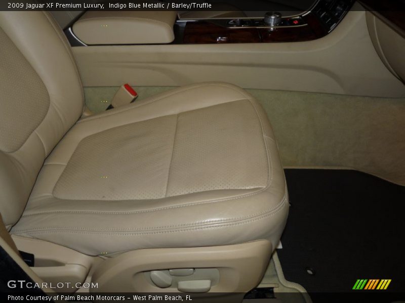 Indigo Blue Metallic / Barley/Truffle 2009 Jaguar XF Premium Luxury