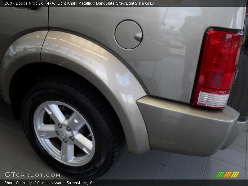 Light Khaki Metallic / Dark Slate Gray/Light Slate Gray 2007 Dodge Nitro SXT 4x4
