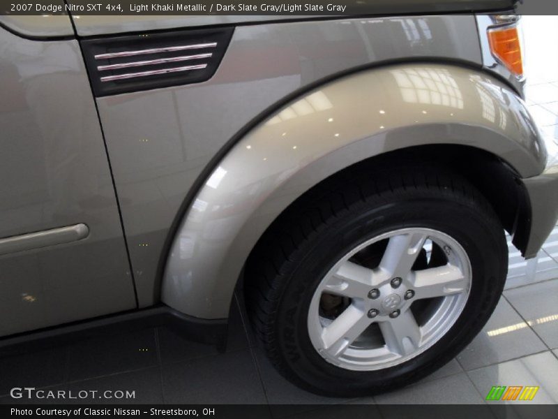 Light Khaki Metallic / Dark Slate Gray/Light Slate Gray 2007 Dodge Nitro SXT 4x4