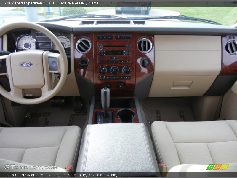 Dashboard of 2007 Expedition EL XLT
