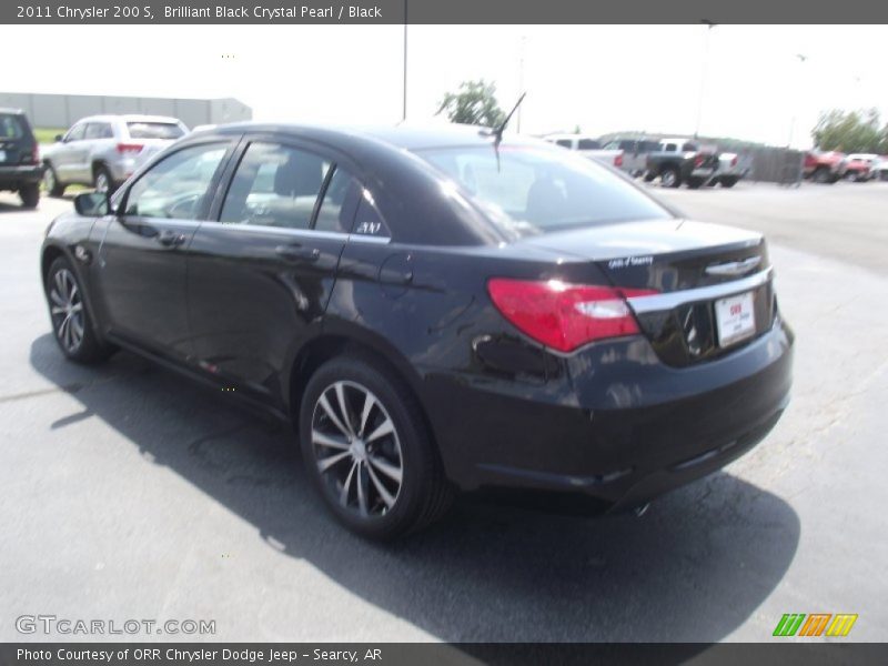 Brilliant Black Crystal Pearl / Black 2011 Chrysler 200 S