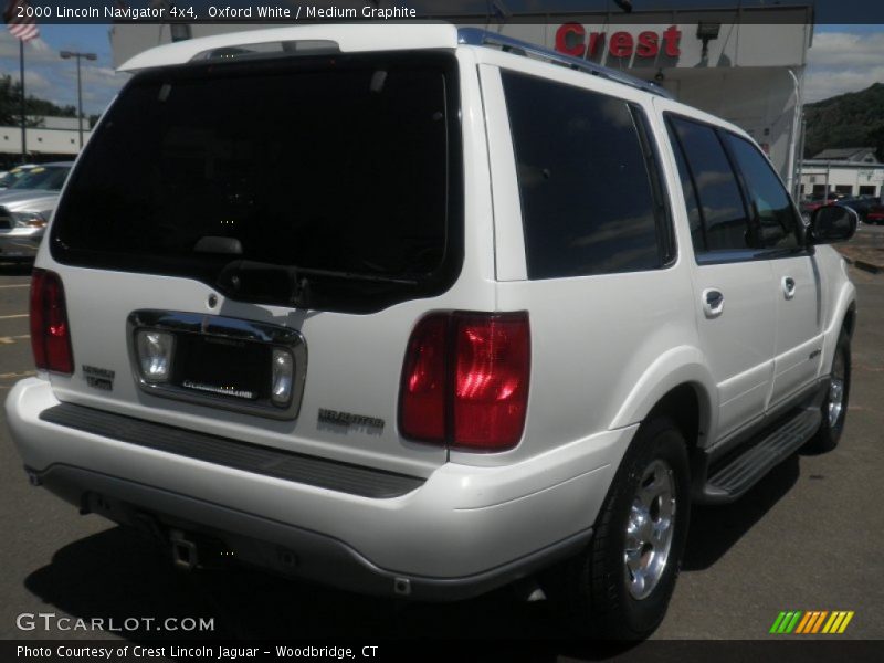 Oxford White / Medium Graphite 2000 Lincoln Navigator 4x4