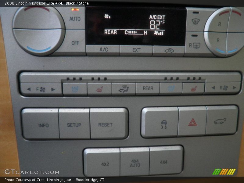 Controls of 2008 Navigator Elite 4x4