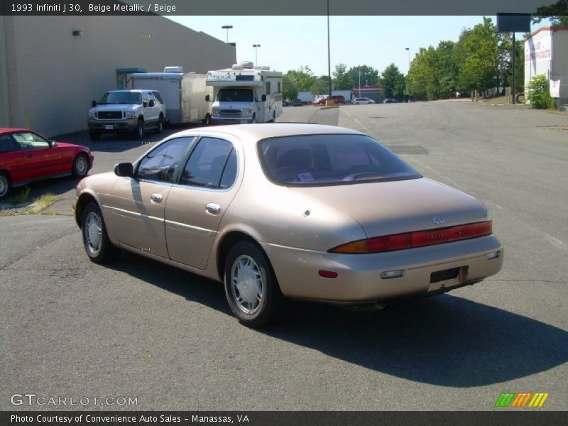 Beige Metallic / Beige 1993 Infiniti J 30
