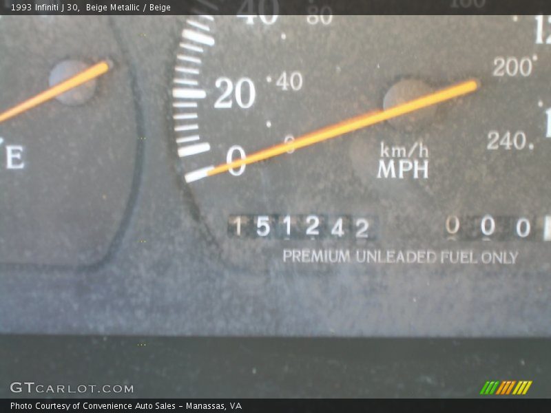 Beige Metallic / Beige 1993 Infiniti J 30