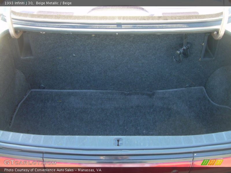 Beige Metallic / Beige 1993 Infiniti J 30