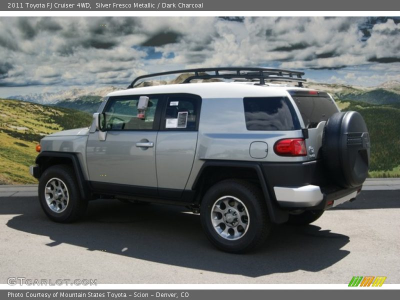 Silver Fresco Metallic / Dark Charcoal 2011 Toyota FJ Cruiser 4WD