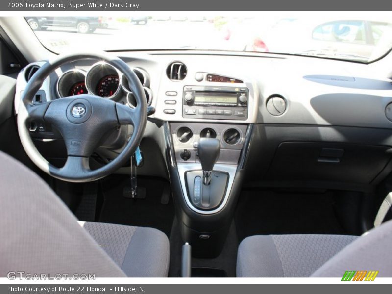 Super White / Dark Gray 2006 Toyota Matrix