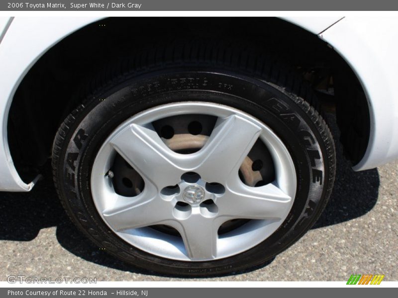 Super White / Dark Gray 2006 Toyota Matrix