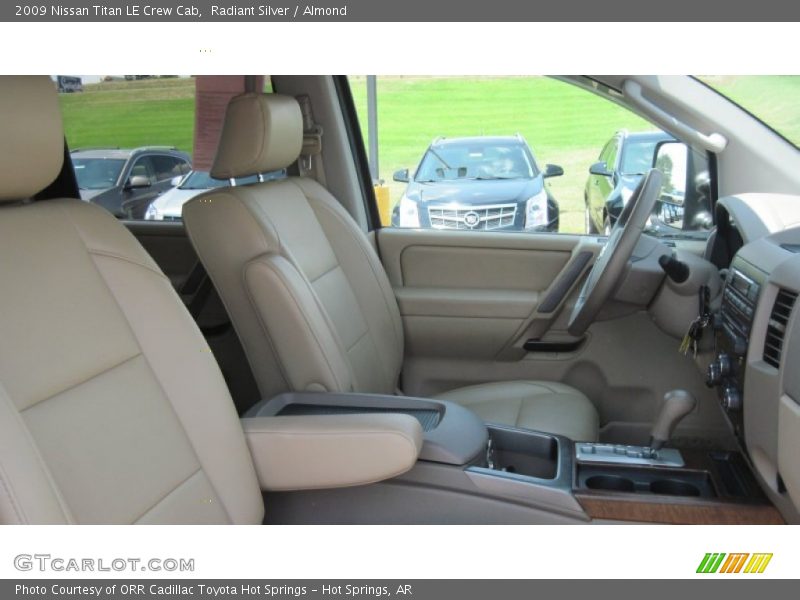 Radiant Silver / Almond 2009 Nissan Titan LE Crew Cab