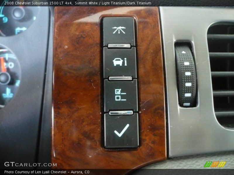 Controls of 2008 Suburban 1500 LT 4x4