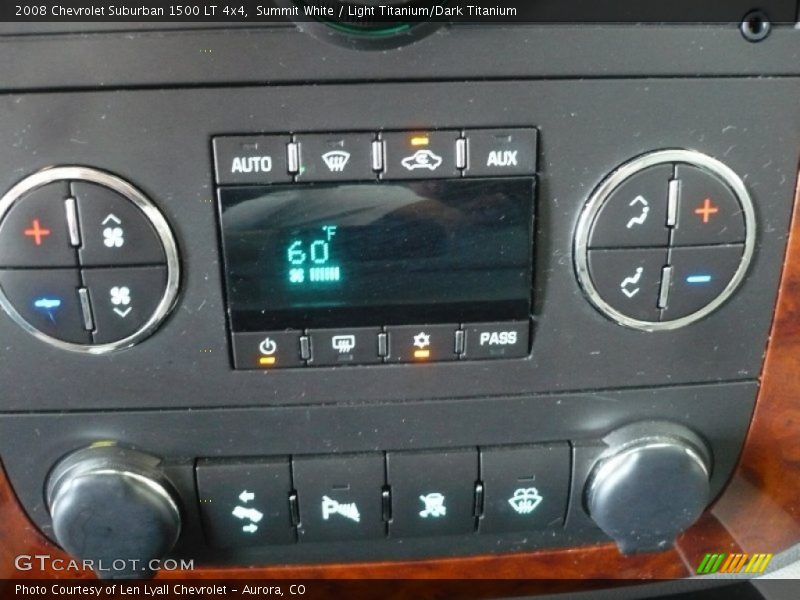 Summit White / Light Titanium/Dark Titanium 2008 Chevrolet Suburban 1500 LT 4x4