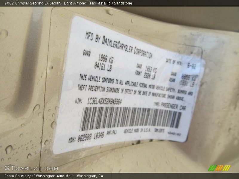 Light Almond Pearl Metallic / Sandstone 2002 Chrysler Sebring LX Sedan
