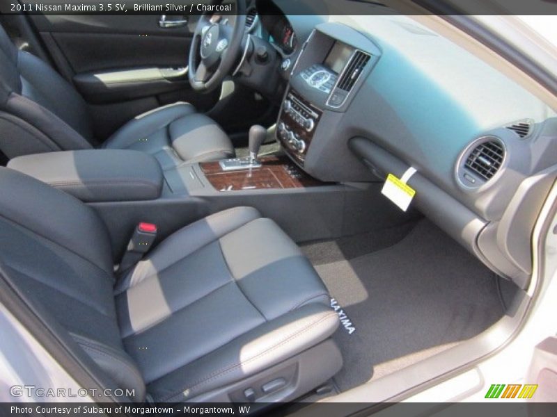 Brilliant Silver / Charcoal 2011 Nissan Maxima 3.5 SV