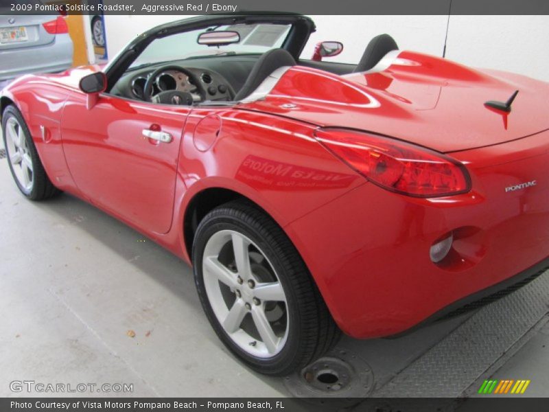 Aggressive Red / Ebony 2009 Pontiac Solstice Roadster